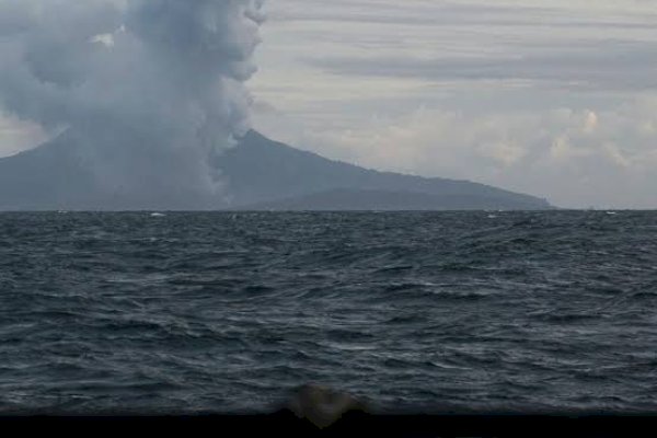Gunung Anak Krakatau 2 Kali Erupsi, Semburan Abu Vulkanik Capai 700 Meter