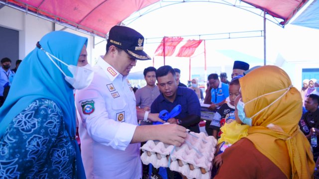 Bupati Yusran Luncurkan DASHAT di Pulau Sabutung Pangkep, Upaya Penaganan Stunting