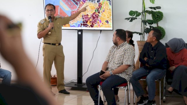 Danny Pomanto Dukung Program Strategis Nasional Pembangunan Rel Kereta Api