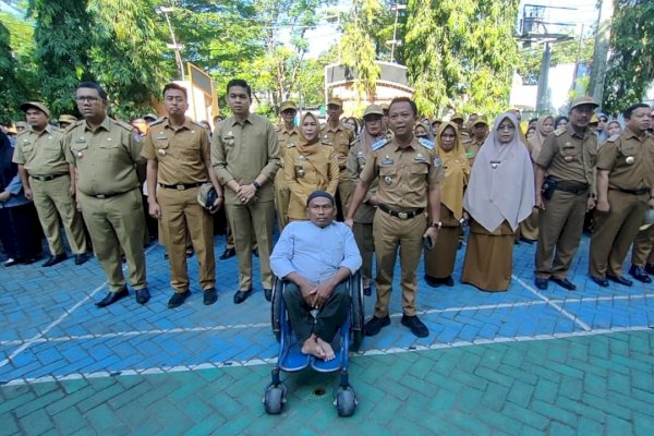 Pimpin Apel Pagi, Camat Alamsyah Sampaikan Selamat Hari Disabilitas Internasional