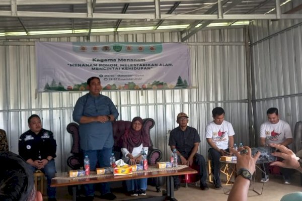 Hadiri Kegiatan “KAGAMA Menanam” di Moncongloe, Bupati Chaidir Syam: Sangat Bagus untuk Penghijauan