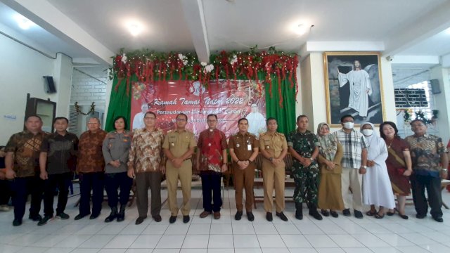 Camat Ari Fadli Ikut Dampingi Wali Kota Makassar Saat Ramah Tamah Perayaan Natal