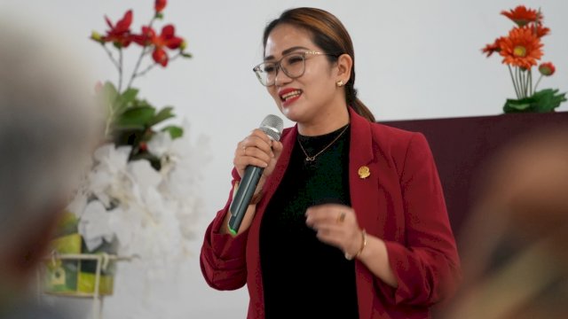 Legislator Golkar Debbie Rusdin Melaksankan Sosialisasi Nilai-nilai Kebangsaan.