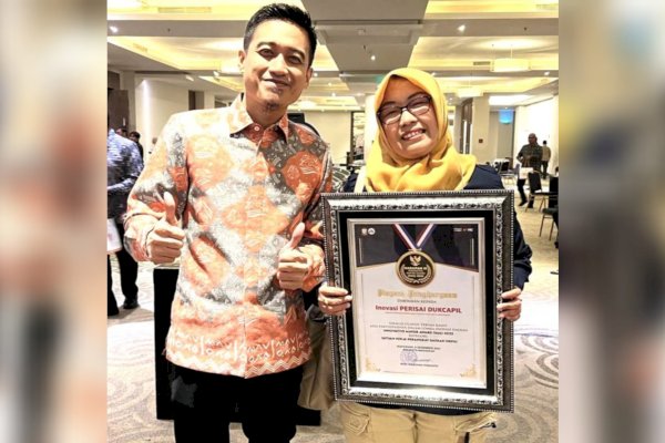 Program Perisai Dukcapil Makassar Terima Penghargaan Innovative Mayor Award