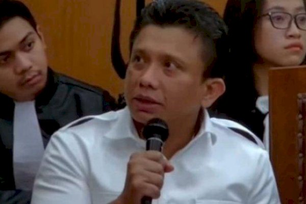 Ferdy Sambo: Mereka Nggak Ada yang Salah, Saya Bertanggung Jawab buat Adik-adik Saya