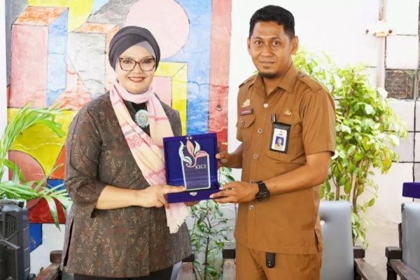 Ketua Umum KICI Apresiasi Potensi-Inovasi di Lorong Wisata Silves Kecamatan Rappocini