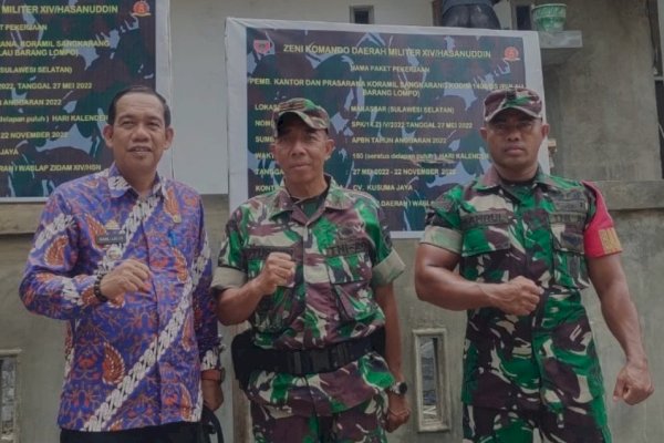 Camat Sangkarrang Bersama Danramil Ujung Tanah Tinjau Pembangunan Kantor Koramil