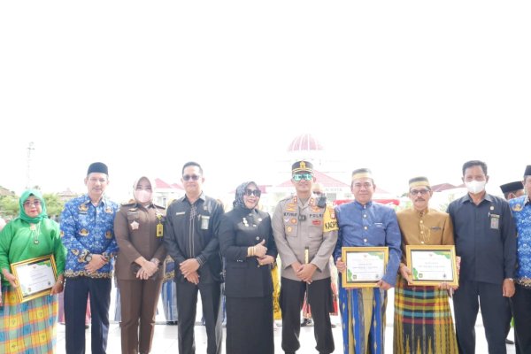 Peringatan HUT KORPRI ke-51 dan Hari Guru Nasional di Palopo