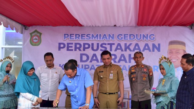 Resmikan Perpustakaan Daerah, Bupati Harap Pelajar Takalar Masuk ke Industri Literasi