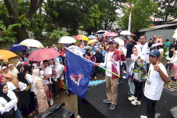 Ribuan Warga Manggala Antusias Ikuti Jalan Sehat Anak Rakyat, Rudianto Lallo: Terima Kasih atas Kehadiranta Semua!