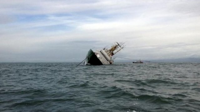 Kapal Penumpang Tenggelam di Kepulauan Seribu