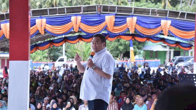 Jangan Jadikan Rakyat Komoditas Politik