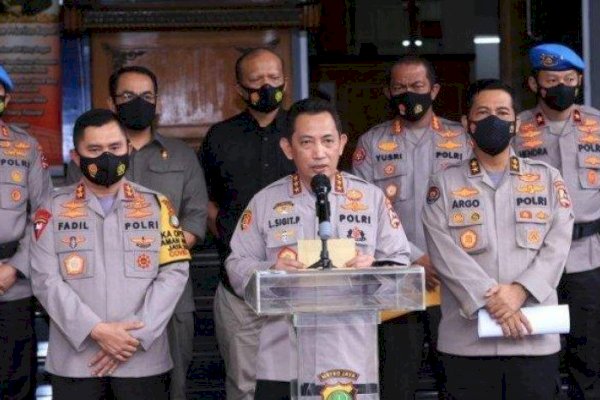 Jelang Natal 2022, Kapolri Jenderal Listyo Mutasi 704 Personel Termasuk Pejabat Tinggi