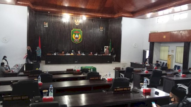 Bantu Perekonomian Warga, DPRD Minta Pemkot Genjot Pengaspalan