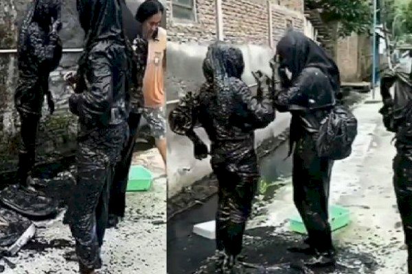 Viral 3 Gadis Tercebur Got hingga Hitam Pekat
