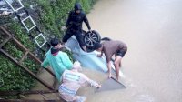 Mobil dari Toraja Terjun ke Sungai Pangkep, 5 Orang Meninggal Dunia