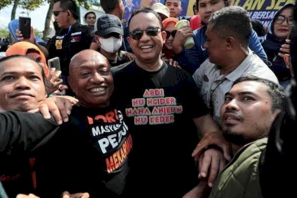 Anies Berkaus &#8216;Abdi Nu Ngider Naha Anjeun Nu Keder&#8217; Saat ke Jabar, Ini Artinya