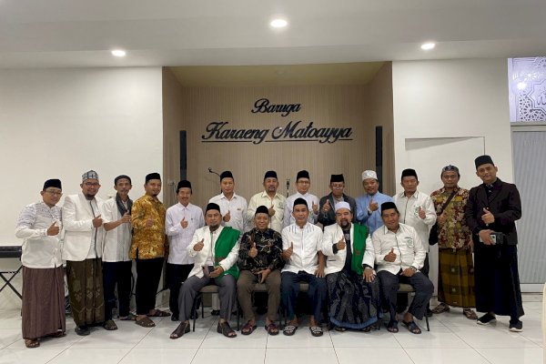 Ketua DPRD Makassar Rudianto Lallo: Imam Masjid Perannya Sangat Penting di Tengah Masyarakat, Kesejahteraannya Harus Diperhatikan