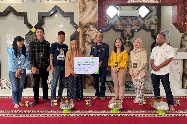 Peduli Masyarakat Kecil, Founder YARI Rudianto Lallo Serahkan Santunan JKM BPJS Ketenagakerjaan untuk Ahli Waris