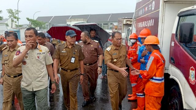 Sekcam-Seksi Kebersihan Mamajang Dampingi Wali Kota Makassar Mengecek Kelayakan Tangkasaki