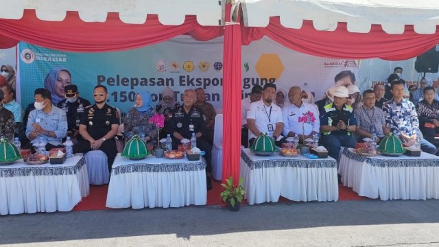 Perdana! 6.150 Jagung Sulsel Diekspor ke Filipina Senilai Rp30,43 M