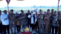 Mentan SYL Pantau Jalannya Panen Raya di Kabupaten Karawang, Pastikan Kondisi Beras Indonesia Aman