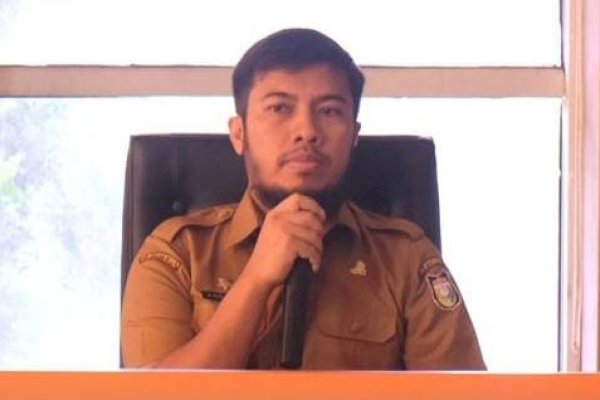 Baru Dilantik Jadi Kabid Pajak Daerah Bapenda Makassar, Eldi Indra Berkenalan-Beri Arahan Stafnya