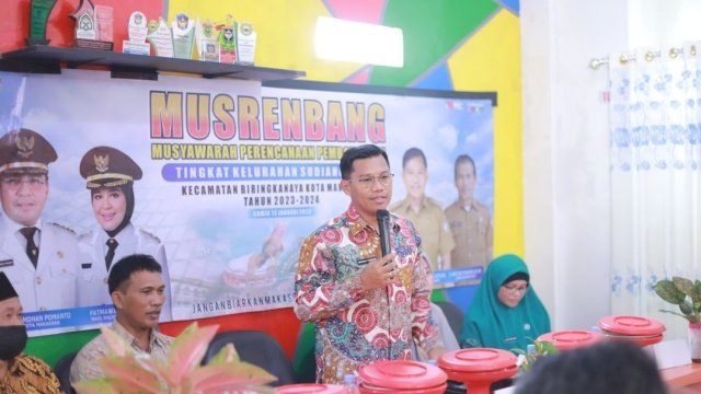Buka Musrenbang Kelurahan Sudiang, Camat Benyamin: Mariki&#8217; Dukung Program Pemerintah