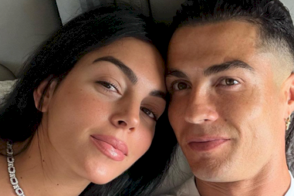 Langgar Aturan karena Kumpul Kebo, Cristiano Ronaldo dan Georgina Rodriguez Akan Menikah di Arab Saudi?