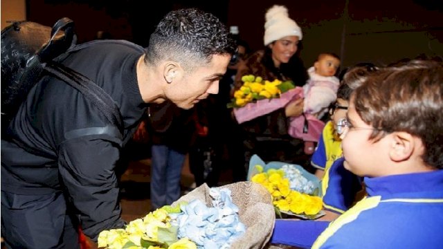 Cristiano Ronaldo Ungkap Alasan Gabung Al Nassr: Kenyang di Eropa, Saatnya Berbagi Pengalaman di Asia