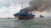 Kapal Kargo Fortuner Terbakar di Perairan Gresik