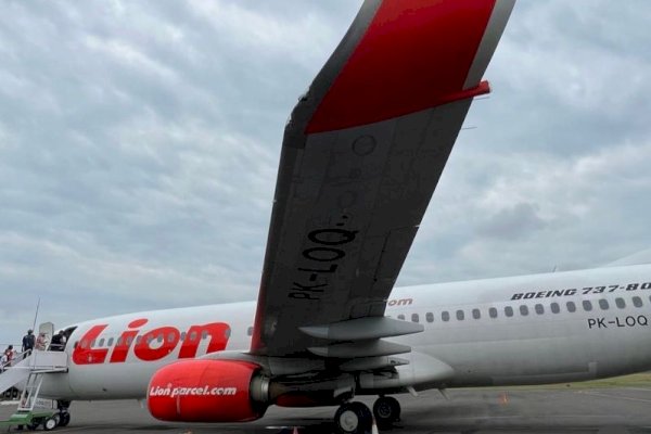 Tabrak Garbarata, 126 Penumpang Pesawat Lion Air Gagal Terbang