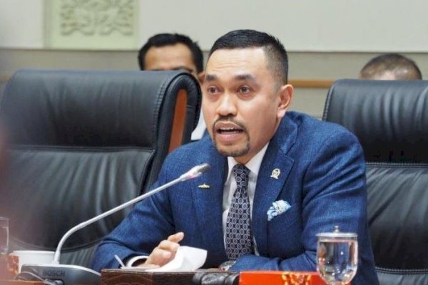 Wakil Ketua Komisi III DPR RI Ahmad Sahroni Setuju Tilang Manual Diterapkan Kembali