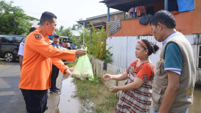 Bencana Banjir Pangkep, Pemda Dirikan Dapur Umum