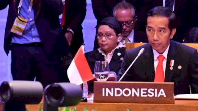 Bertemu Menlu Negara-Negara Asia Tenggara, Jokowi Tekankan ASEAN Tak Boleh Jadi Proxy Siapapun
