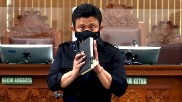 Terkuak! Hakim Yakin Ferdy Sambo Ikut Tembak Brigadir J dengan Senpi Glock 17 Austria