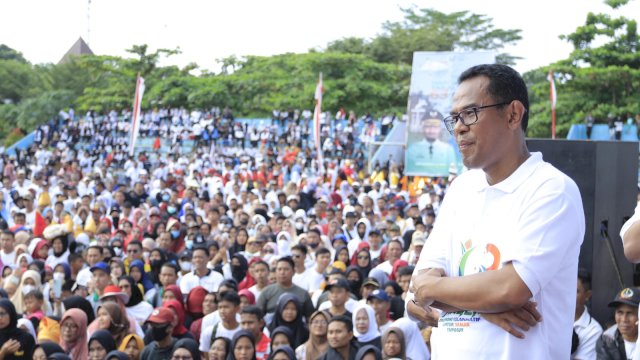 Gerak Jalan Anti Mager di Takalar Pecahkan Rekor. Tembus 55 Ribu Peserta