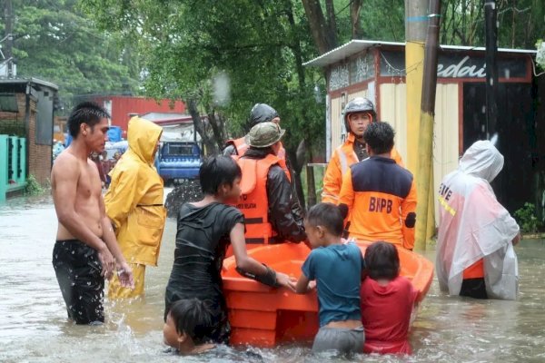 Gubernur Sulsel Instruksikan BPBD Turun Evakusi Warga Terdampak Banjir