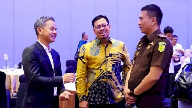 Waka DPRD Muzayyin Arif Hadiri Forum Konsultasi Publik Rancangan RPD Sulsel