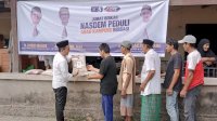 Jumat Berkah, Andi Palalloi Tabrang Bareng Pengurus NasDem Bulukumba Bagi Sembako ke Masyarakat