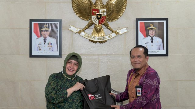 OJK Gandeng TP PKK Kota Makassar Tingkatkan Literasi Keuangan Para IRT