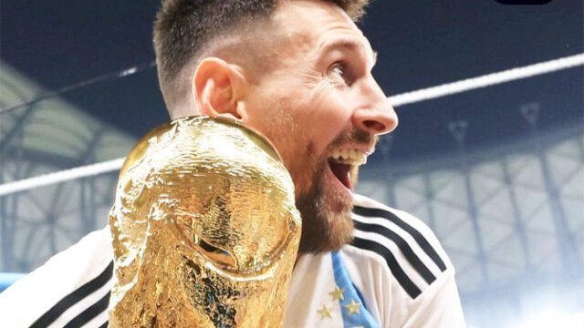 Lionel Messi Jadi Pemain Terbaik FIFA 2022, Kalahkan Mbappe dan Benzema