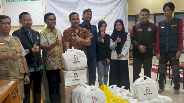 Bapenda Makassar Salurkan Bantuan untuk Masyarakat Terdampak Banjir di Kelurahan Katimbang