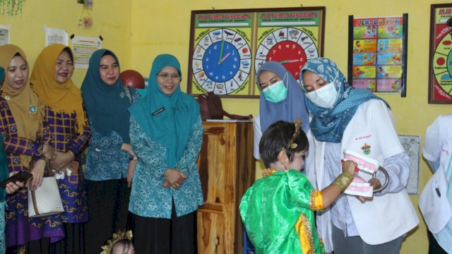 TP PKK Gelar Baksos Pemeriksaan Gigi, Mulut dan Skrining Bayi Bibir Sumbing