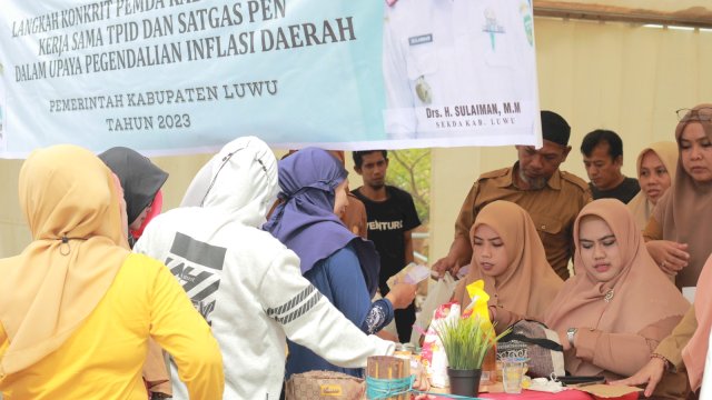 Stand Pasar Murah Pemkab Luwu Diserbu Pengunjung