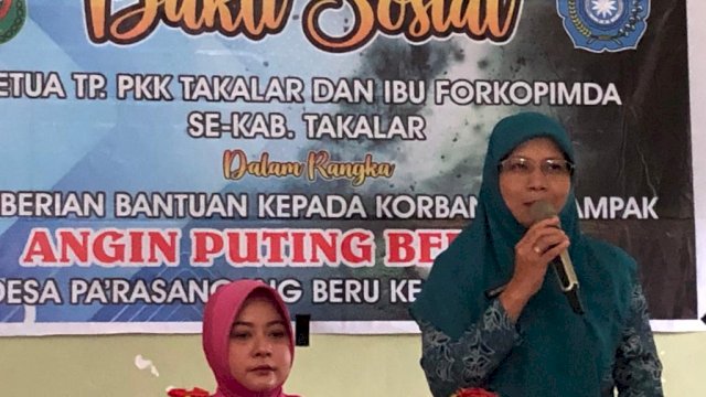 Pj Ketua TP PKK Bersama Ibu Forkopimda Takalar Gelar Bakti Sosial