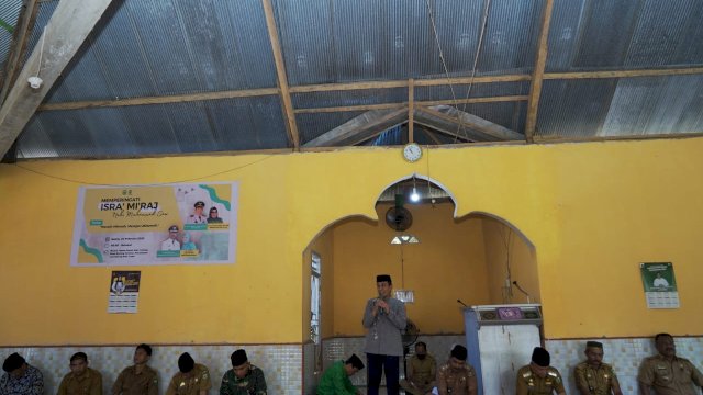 Peringati Isra Mi’raj, Bupati Luwu Basmin Mattayang Tekankan Tingkatkan Kualitas Ibadah dan Silaturrahmi