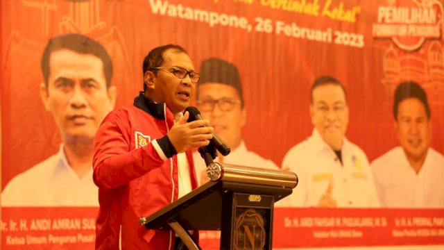Buka Musda IKA Unhas Bone, Danny Pomanto Titip Pesan Utamakan Kolaborasi dan Komunikasi