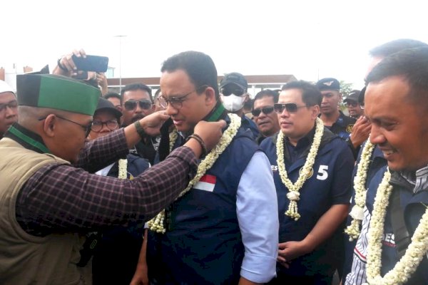 Parade Kebudayaan dan Pengawahan Sambut Kedatangan Anies di Kalsel