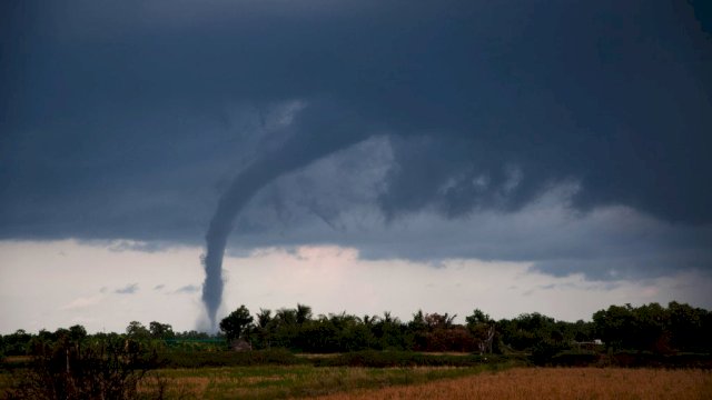 Puting Beliung Hantam Jember, 91 Rumah Rusak